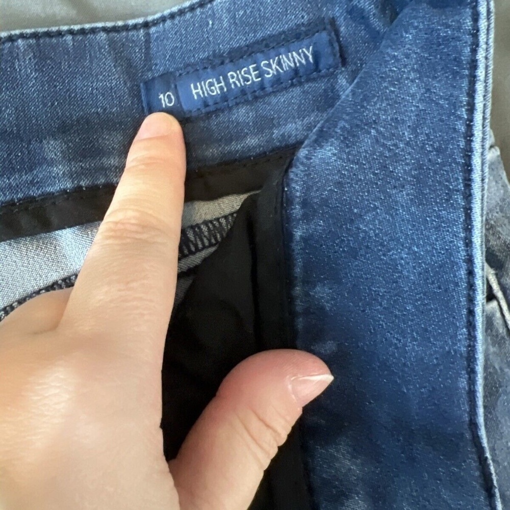 Seven7 High Rise Skinny Jean Size 10 Faded Wash - Picture 3 of 9